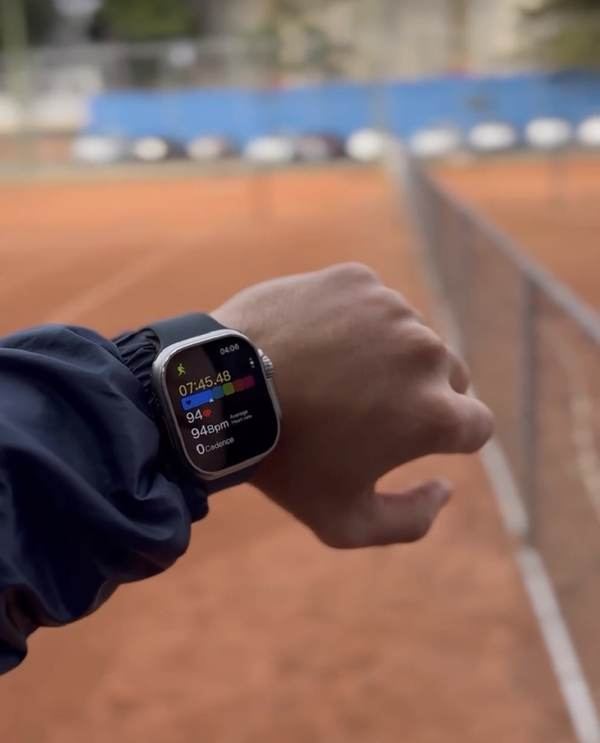 Smartwatch FUTURIX U4 2027 — esporte ao ar livre