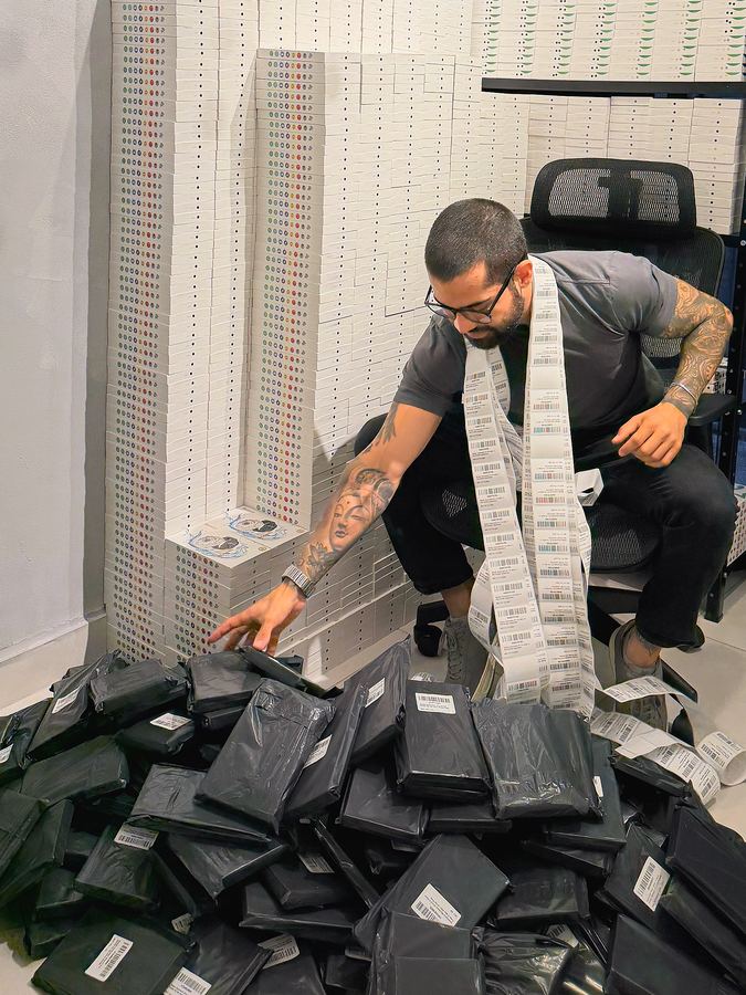 FUTURIX — preparando pedidos para entrega